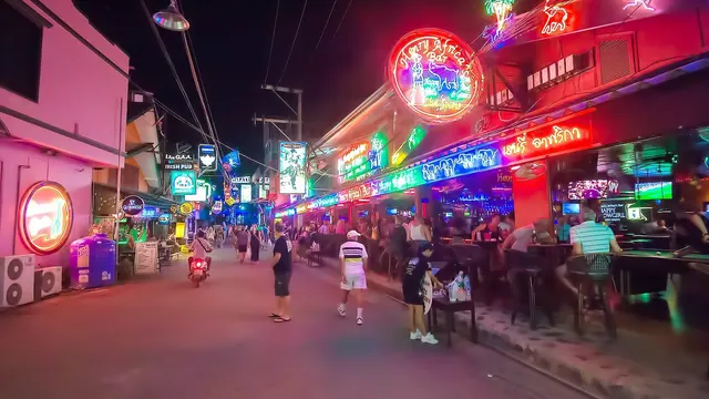 Soi Green Mango After Dark — Chaweng, Koh Samui